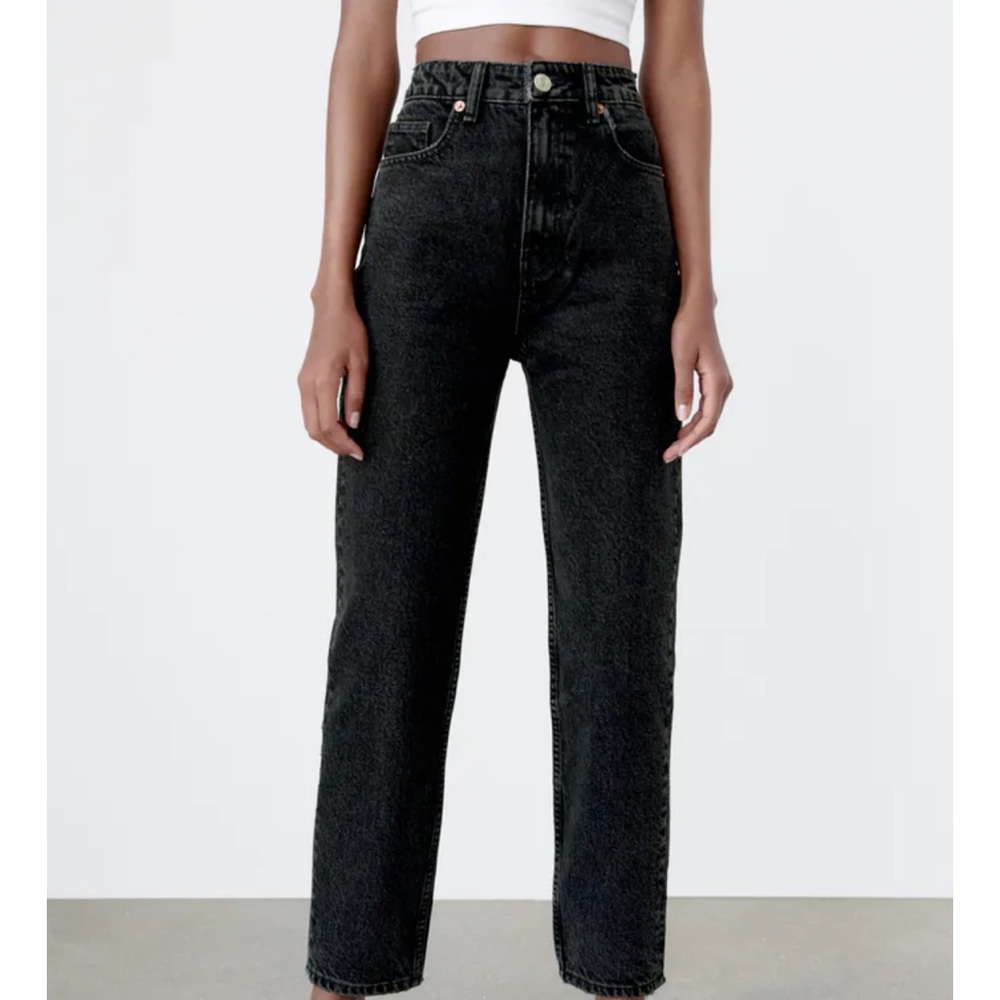 Zara Mom Jeans NEVER WORN NWT
